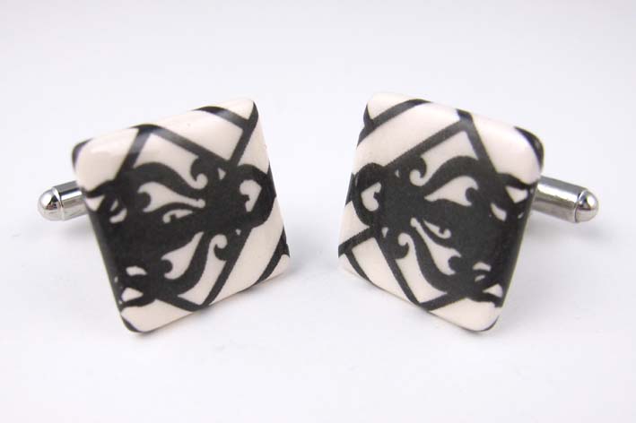 Hever Castle Leaded lights cufflinks3